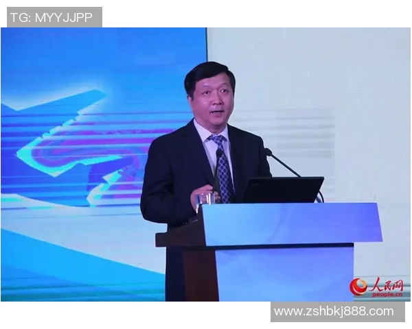 杨伟专访：从青涩少年到网球巨星的成长之路回顾