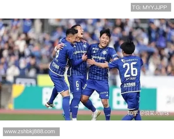 冈山绿雉与东京绿阴的精彩对决揭示了足球战术与团队精神的完美结合 冈山绿雉与东京绿阴的精彩对决揭示了足球战术与团队精神的完美结合